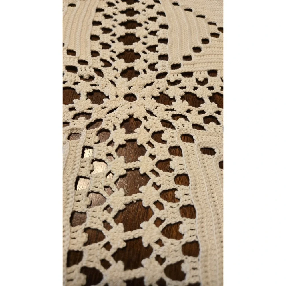 Handcrafted Crocket Beadspead Bed Table Covering Tablecloth Cream Handmade 91x69
